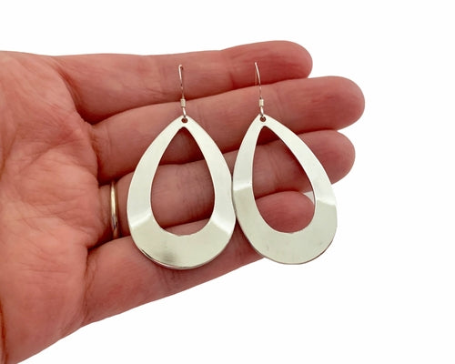 Mirror Dangles Pung.G