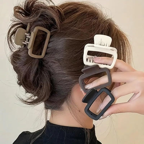 Elegant Matte Square Hair Clutcher for Women (4)